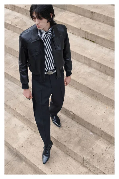 Look 13